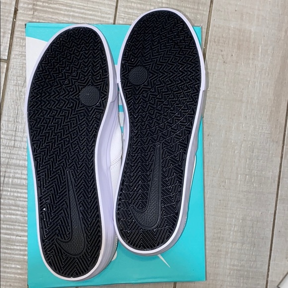 NIKE SB Sneakers Hat Charge Slip On White SnapBack - Picture 6 of 11